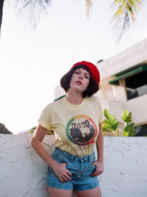 Vintage 70s Pale Yellow Queen Tee