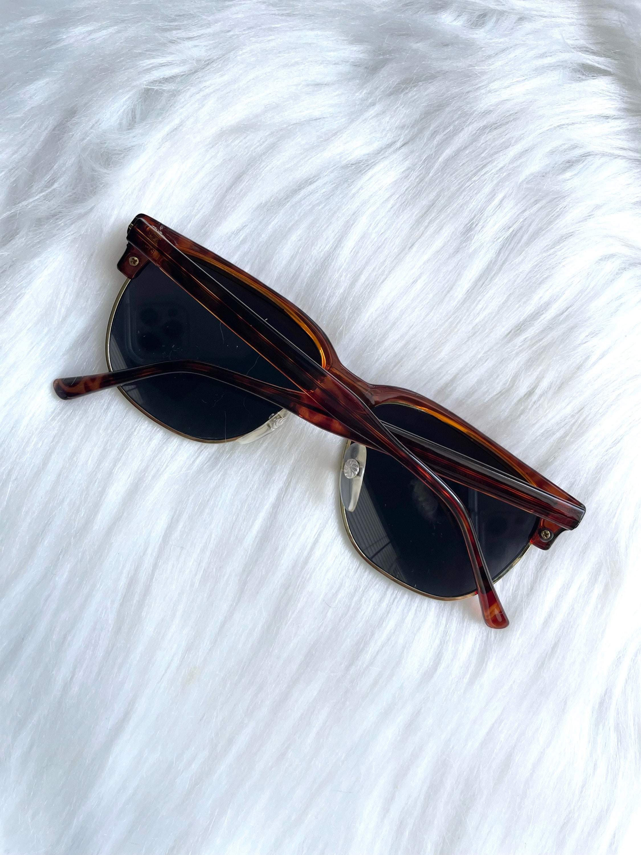Gold and Brown Vintage-Style Sunglasses with Tortoiseshell Arms Brown Tortoise Retro-Vintage Keyhole Bridge Low Bridge Fit  main image 2