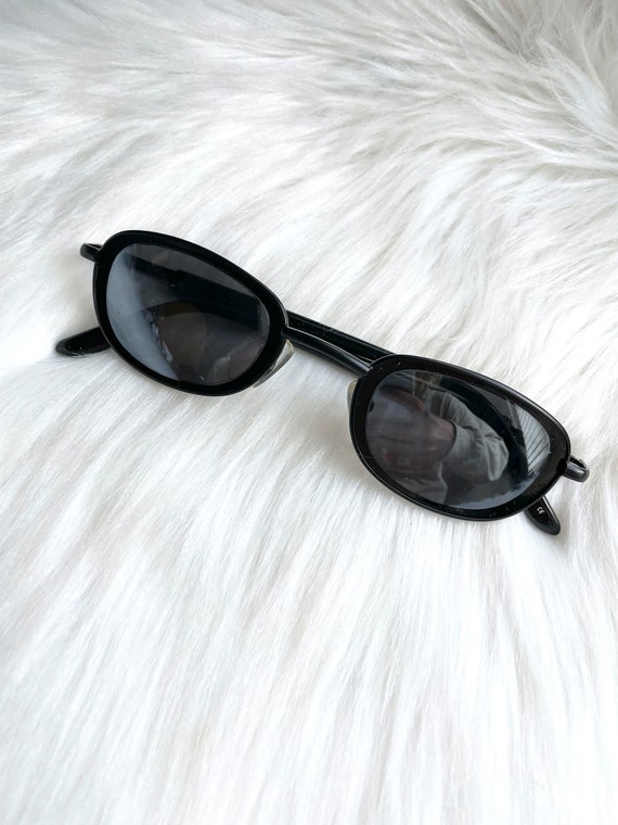 90s chanel sunglasses