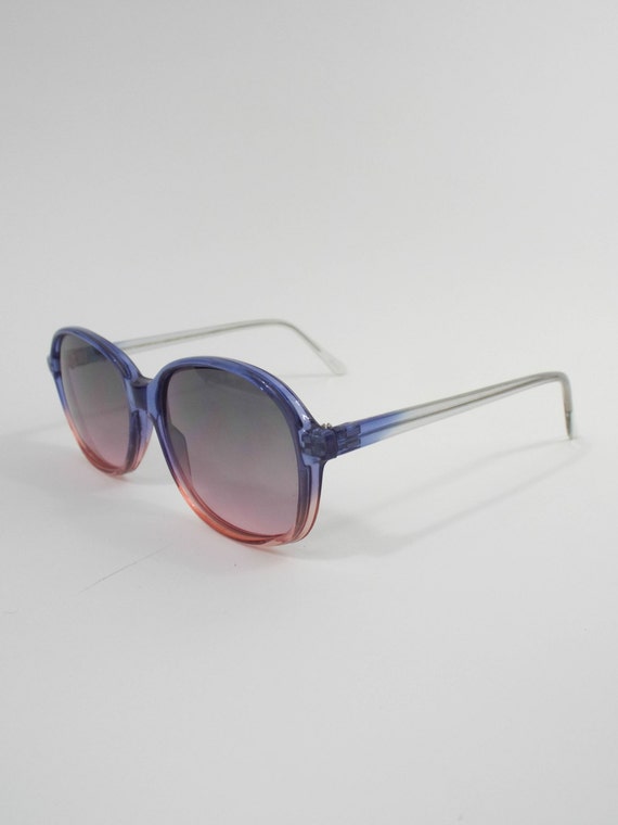 Vintage Pink and Purple Ombre Sunglasses - image 4