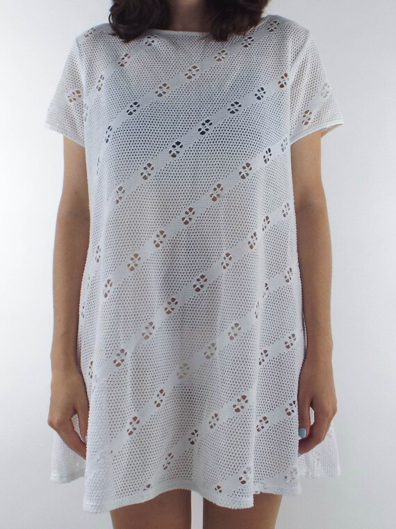 Vintage 90s Sheer Crochet Style Shift Dress - image 2