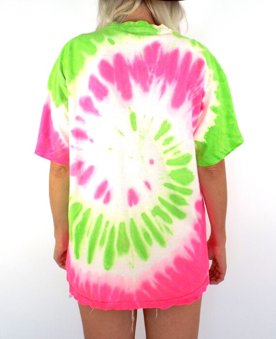 Vintage 80s Neon Pink and Green Tie Dye Dallas, T… - image 5