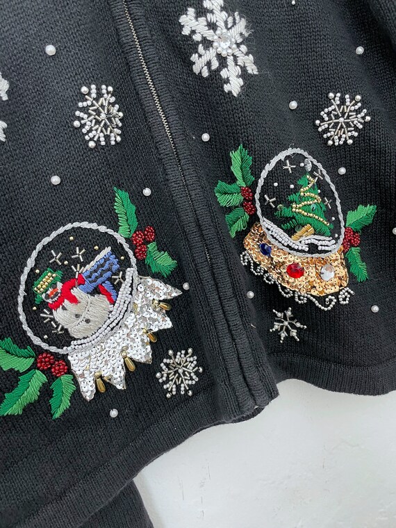 Vintage 90s Beaded Zipper Front Snow Globe Design… - image 2