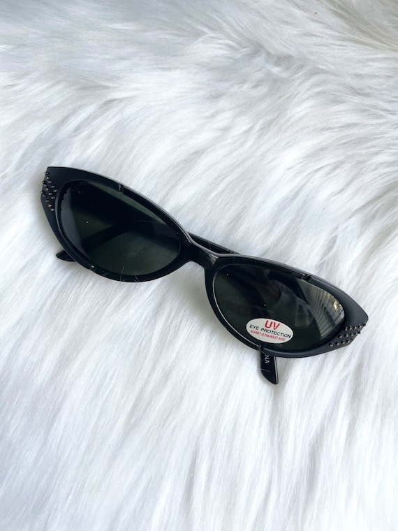 Vintage Retro Black Textured Cat Eye Sunglasses