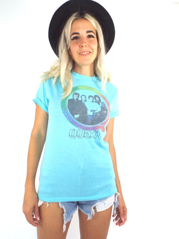 Vintage Baby Blue Queen Tee -- Size Extra Small - image 5