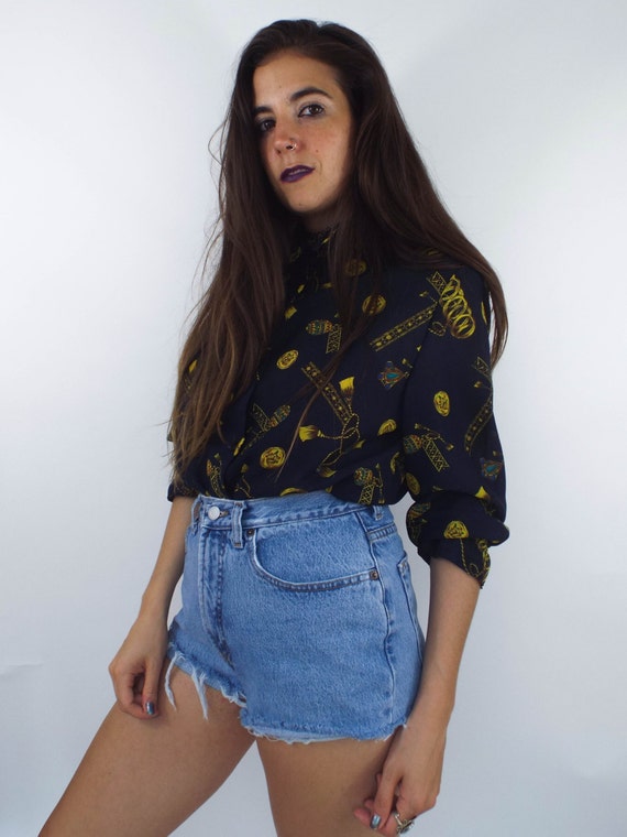 Vintage 90s Cheeky High-Waisted Denim Cut-Off Sho… - image 5