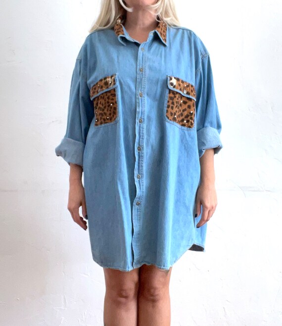 Vintage 90s Rhinestone Leopard Print Detail Denim Shirtdress Vintage 90s Rhinestone Leopard Print Detail Denim Shirtdress