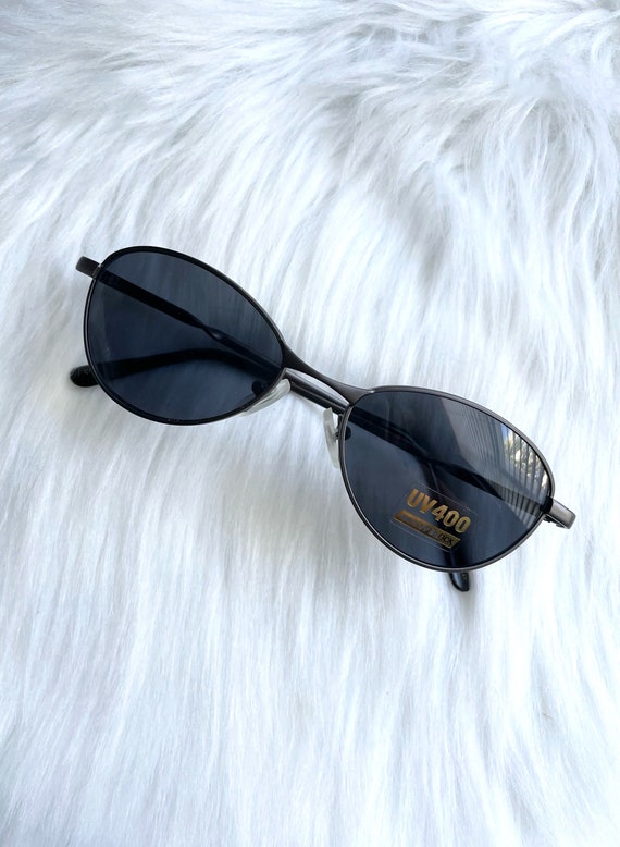 Vintage Y2k Round Dark Silver Sunglasses