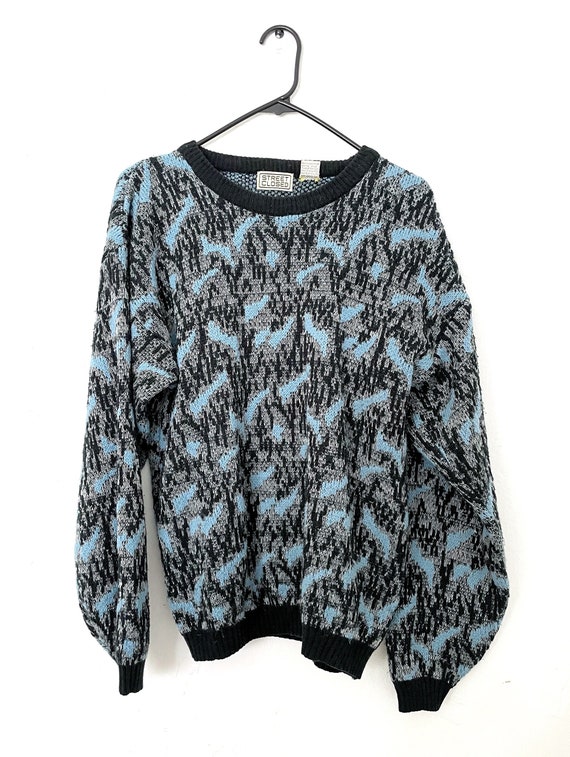 Vintage 80s Cozy Oversized Black and Blue Graphic… - image 1