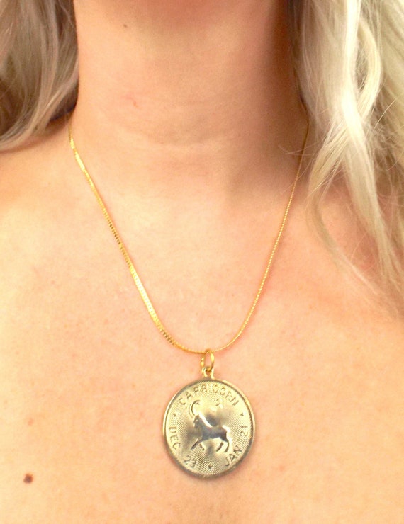 Vintage 70s Faux Gold Zodiac Sign Pendant Necklac… - image 1