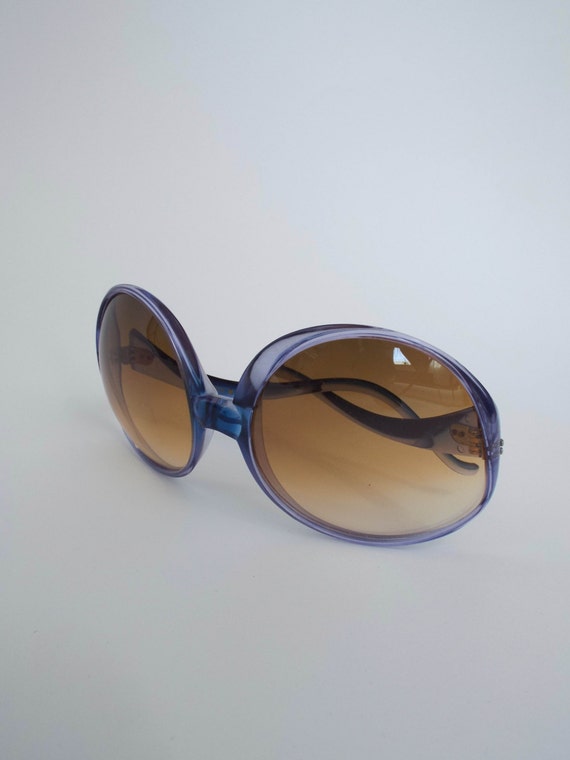 Vintage 70s Retro Round Blue Oversized Sunglasses - image 2