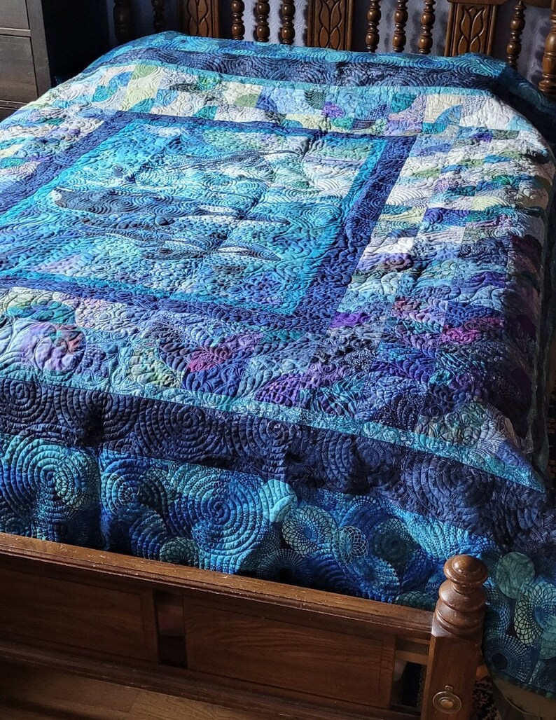Whale Song CP1806040CL Quilt main image 0