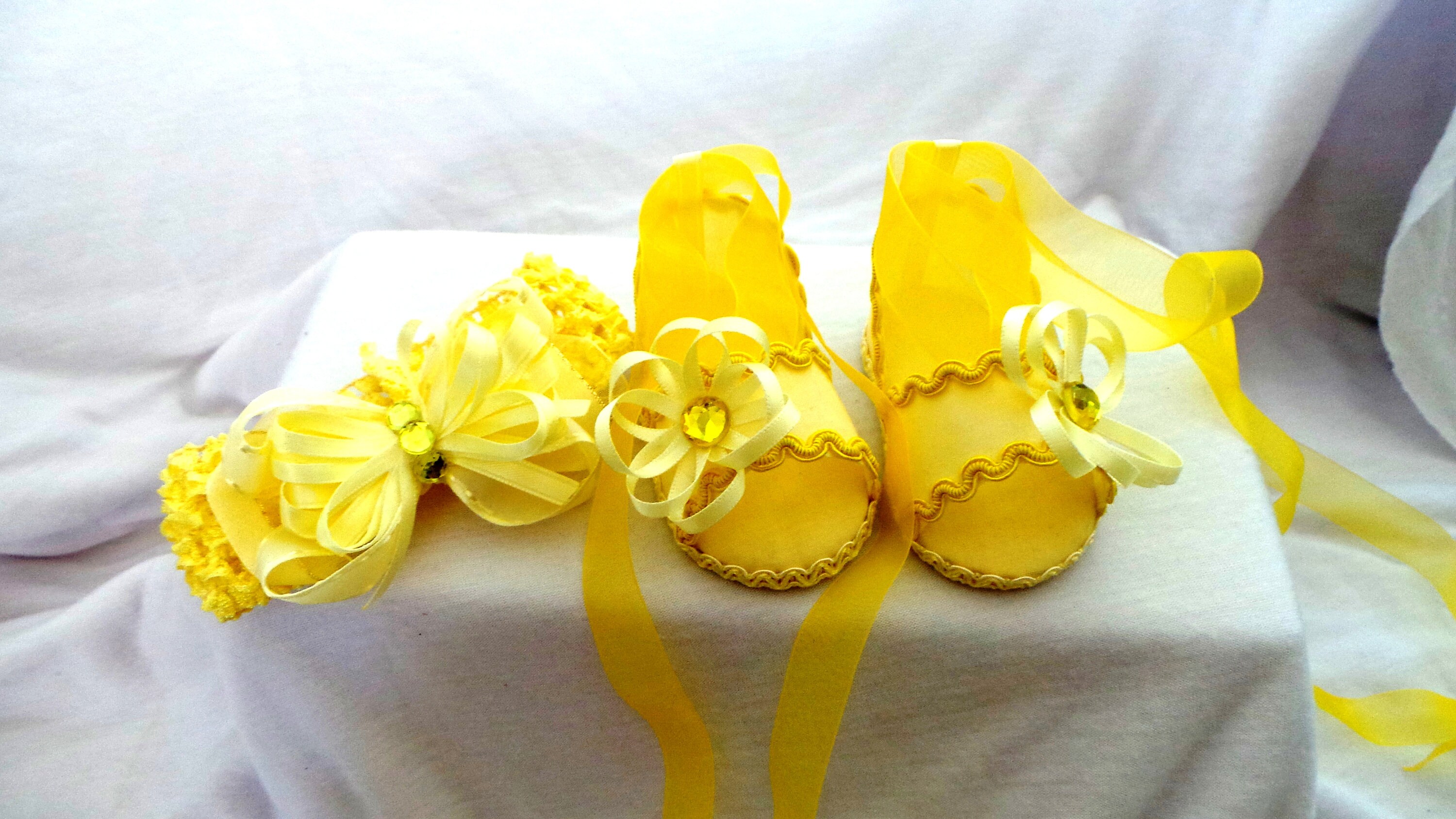 yellow sandals for baby girl