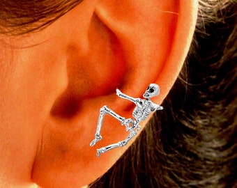PAIR SILVER CLAMP-ON SKELETON EAR CUFFS earrings spine vertebrae ribcage goth PAIR SILVER CLAMP-ON SKELETON EAR CUFFS earrings spine vertebrae ribcage goth
