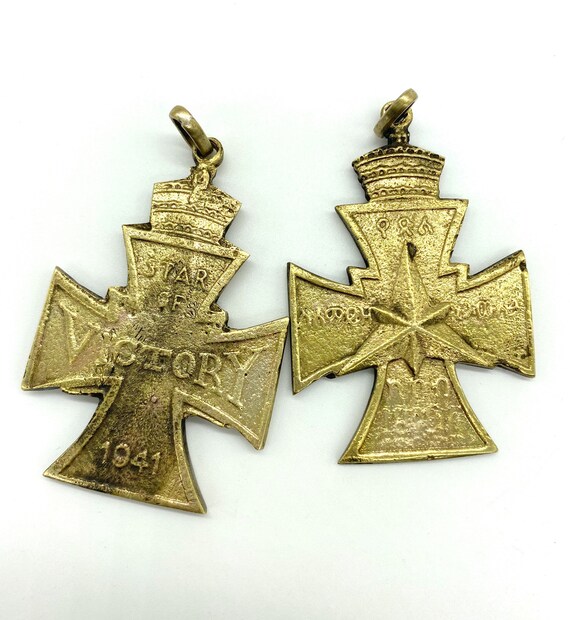 Handmade brass replica of the star of victory med… - image 2