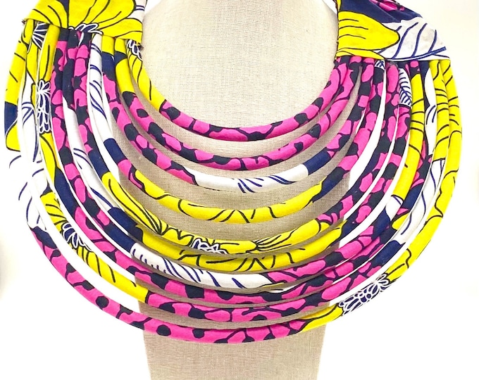 Handmade Kenyan bib necklace