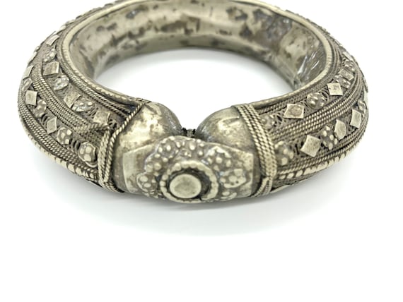 Antique Sudanese bangle