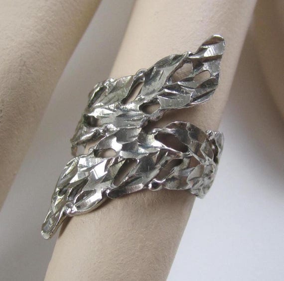 Sterling Silver Ring Leaf Design Wrap Bypass Band… - image 9