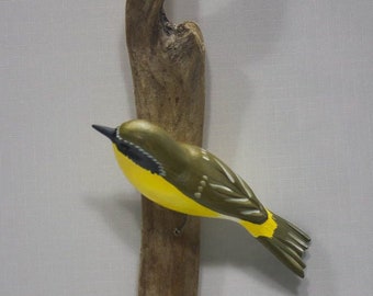 Common Yellowthroat - left facing. Handcrafted, carved  wooden bird, painted bird, home decor, wall decor, Made in USA