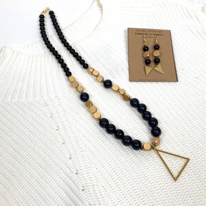 black geometric necklace / black and gold necklace / black beaded necklace / black statement necklace / wooden necklace / modern necklace