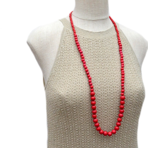 long collier rouge / long collier de perles rouges / long collier de perles / collier de perles de bois / collier de déclaration rouge