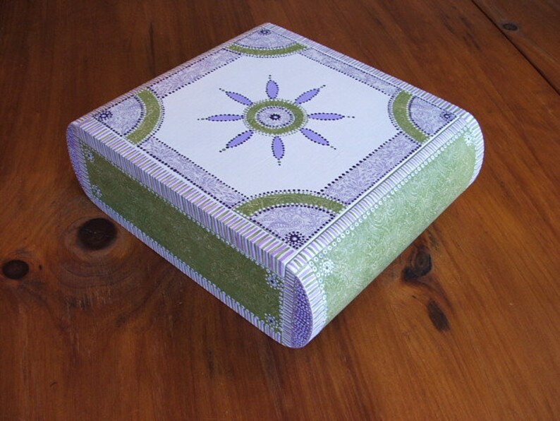 Shabby Chic Storage Box Painted Keepsake Box Decoupage Jewelry Box Hand Painted Wood Jewelry Box Decoupage Box Recycled Cigar Box