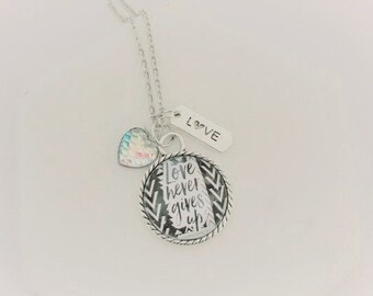 Love Never Gives Up 1 Corinthians 13:7 Glass Pendant Necklace w/Love and Clear Mermaid Heart Charms 18- or 24-inch Chain Antique Silver