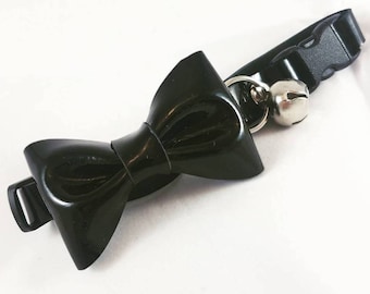 Reclaimed Fancy Leather Bow Cat Collar with Bell Breakaway