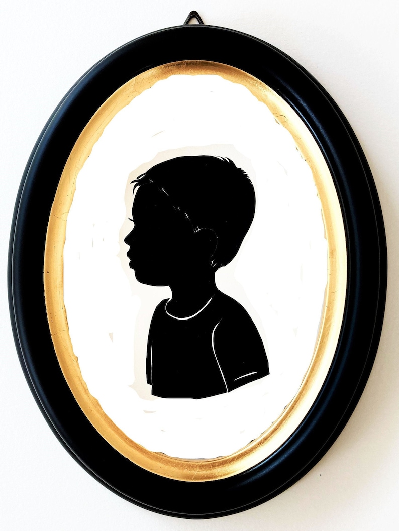 5x7 Black Oval Wood Silhouette Frame image 7