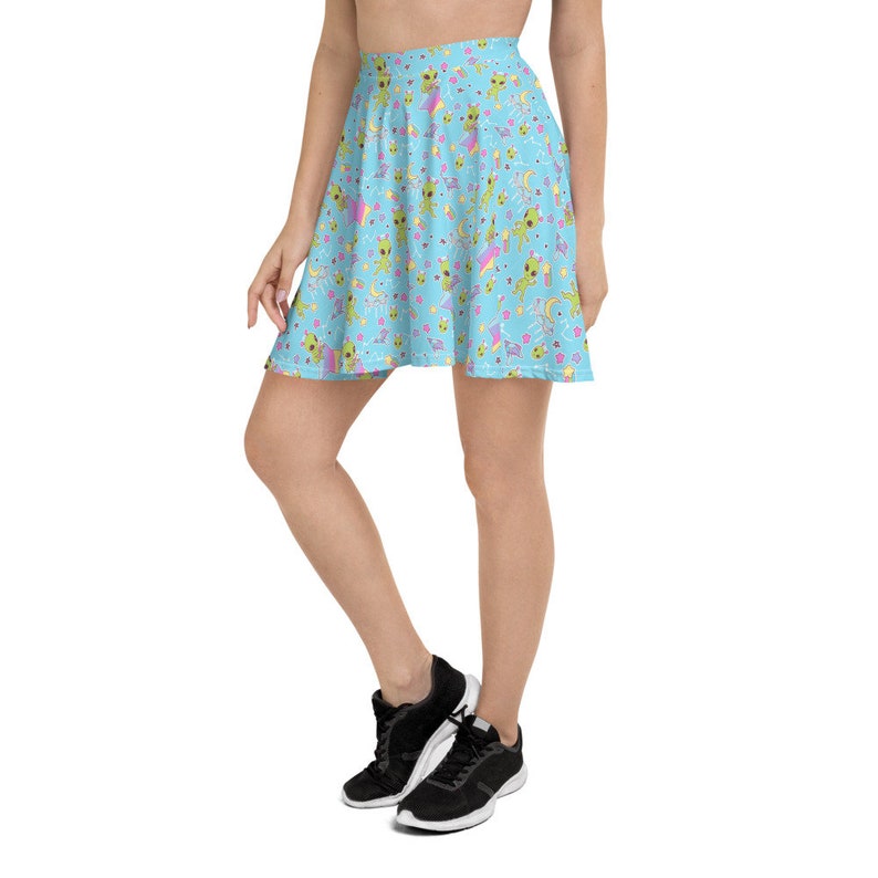 XS-3XL Blue Alien Skirt 34ths Circle Skater Skirt with Kawaii UFOs on Light Blue