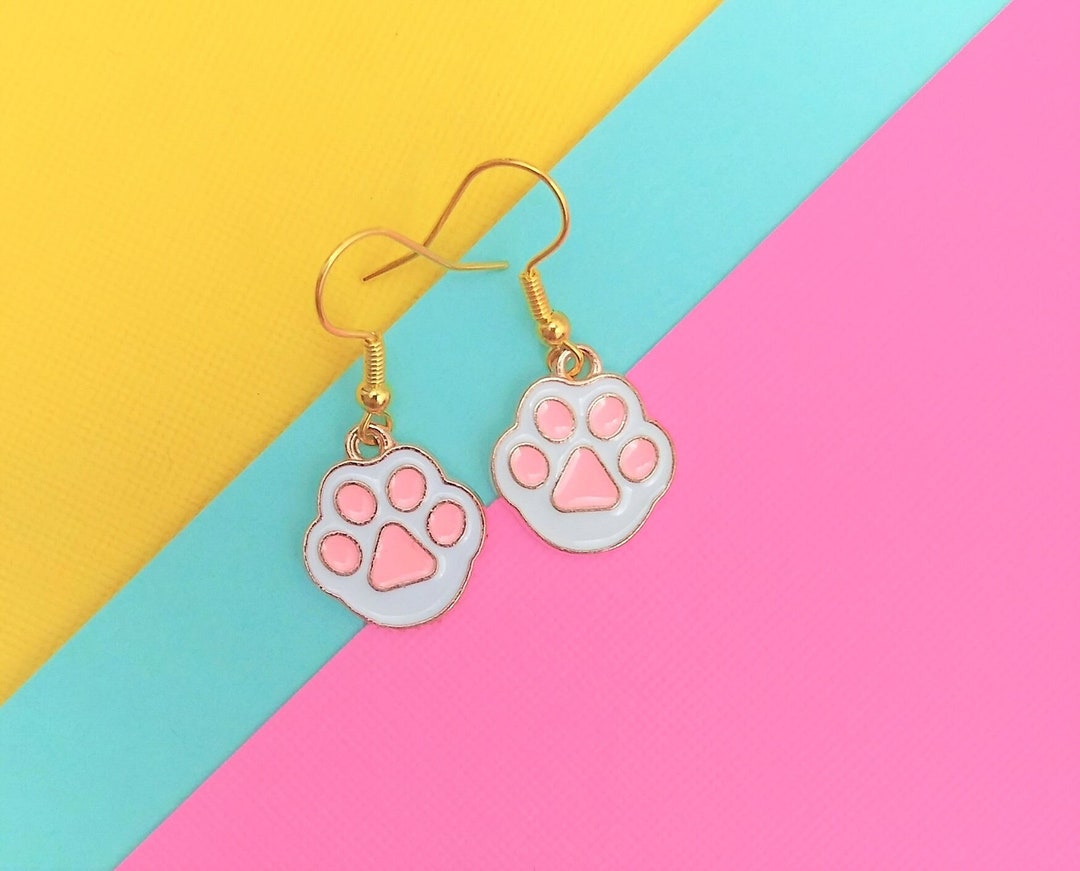 Kawaii Paw Earrings, Cute Kawaii Dangle Earrings With Goldtoned