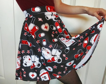Menhera Skater Skirt - Yami Kawaii Guro Teddy Bear Print