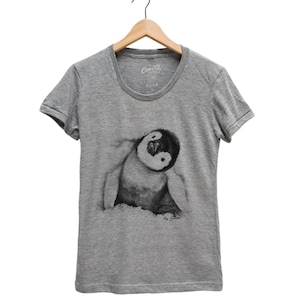 Womens Junior Tshirt, Penguin Shirt, Cute Shirt, Funny Shirt, Animal Tshirt, Birthday Gift, Summer Shirt, Beach Shirt, Vacay Shirt