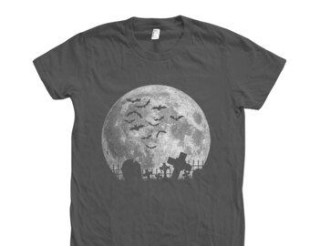 Halloween Tshirt, Womens Junior Tshirt, Moon Tshirt, Full Moon, Crew Neck, Screen Print, Halloween Costume, Halloween Gift, Goth Shirt