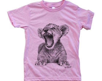 Kids Tshirt, Lion Cub T-shirt, Lion T shirt, Lion T-shirt, Tshirt, Short Sleeve T-shirt, Birthday Gift, Toddler Shirt