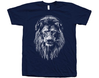 READY TO SHIP, Size Medium, Lion T-shirt, Men's T-shirt, Animal Print Graphic Tee, Screen Print, Crew Neck, Short Sleeve T-shirt