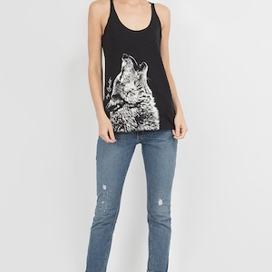 Wolf Tank Top for Women Animal Shirt Gift for Her Summer Racerback Tank Top Cute Screenprint Top for Girl Birthday Graphic Tee image 2