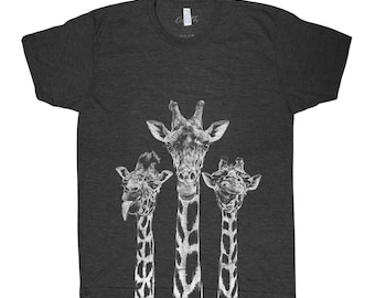 Giraffe T-shirt, Men T shirt, Graphic Tee, Animal Print, Gift for Men, Dad Gift, Screen Print, Short Sleeve Tshirt, T-shirt for Women