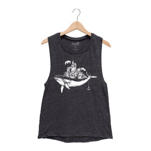Whale Tank Top for Women Animal Shirt Gift for Her Summer Racerback Tank Top Cute Screenprint Top for Girl Birthday Graphic Tee