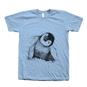 Penguin Tshirt, T-shirt Mens Clothing, Womens T shirt, Gift for Mom Dad, Mothers Day Fathers, Birthday Gift Friend, Animal Graphic Tee, Cute