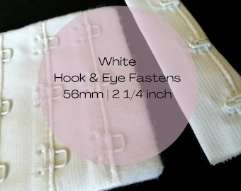 BH / Lingerie Haken en Ogen. 56 mm breed 3 x 3 rijen. Witte kleur. Pluche achterkant voor comfort