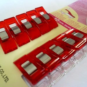 Clover Wonder Clips. 10 Clips. No Pins Required