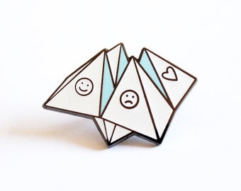 Origami Fortune Teller Enamel Pin Lapel Pin Badge - White Hard Enamel 80s/90s Retro