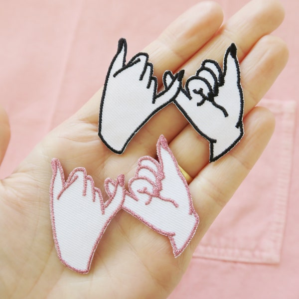 Pinky Promise Mini Patch ricamata Pinkie Iron On Patch Sew On Badge Hands Couples Gift Partner/Best Friend Valentines