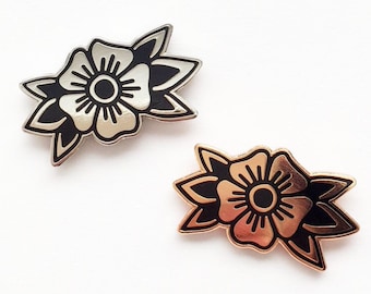 Traditional Flower Tattoo Enamel Pin Lapel Pin Badge Set of 2 Collar Tips Silver Rose Gold Black Hard Enamel