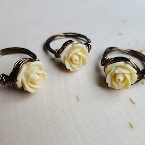 White Rose Ring, Ivory Flower Ring, Rose Jewelry, Rose Ring, White Rose Jewelry, Bridesmaid Ring, Bridal party jewelry, Bridesmaid Gift image 1