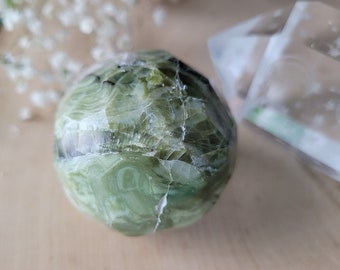 Green Serpentine Stone Sphere, Serpentine Crystal, Serpentine Gift, Faceted Serpentine Sphere,