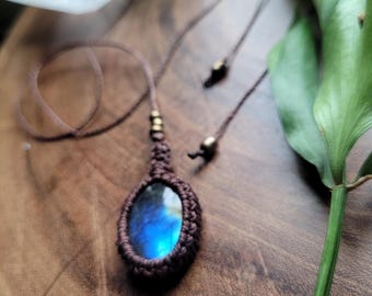 Labradorite Crystal Necklace, Adjustable Labradorite Stone Pendant, Labradorite Gift, Labradorite Jewelry, Healing Stone Crystal Jewelry