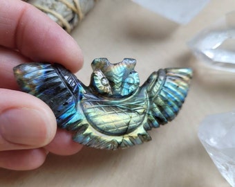 Rainbow Labradorite Owl, Spirit Owl Crystal Totem, Owl Labradorite Carving, Crystal Owl Spirit Animal Guide Labradorite Stone Owl Carving