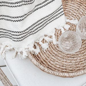 Oversized Picnic Blanket | Outdoor Picnic Essential, Neutral Home Decor, Housewarming Gift afbeelding 8